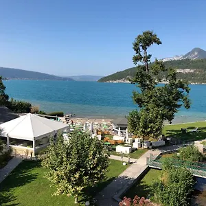  Appartement Atypique Avec Vue Unique Panoramique Sur Le D’annecy, Dans Résidence Avec Et Ponton Privée Sur La Commune De France