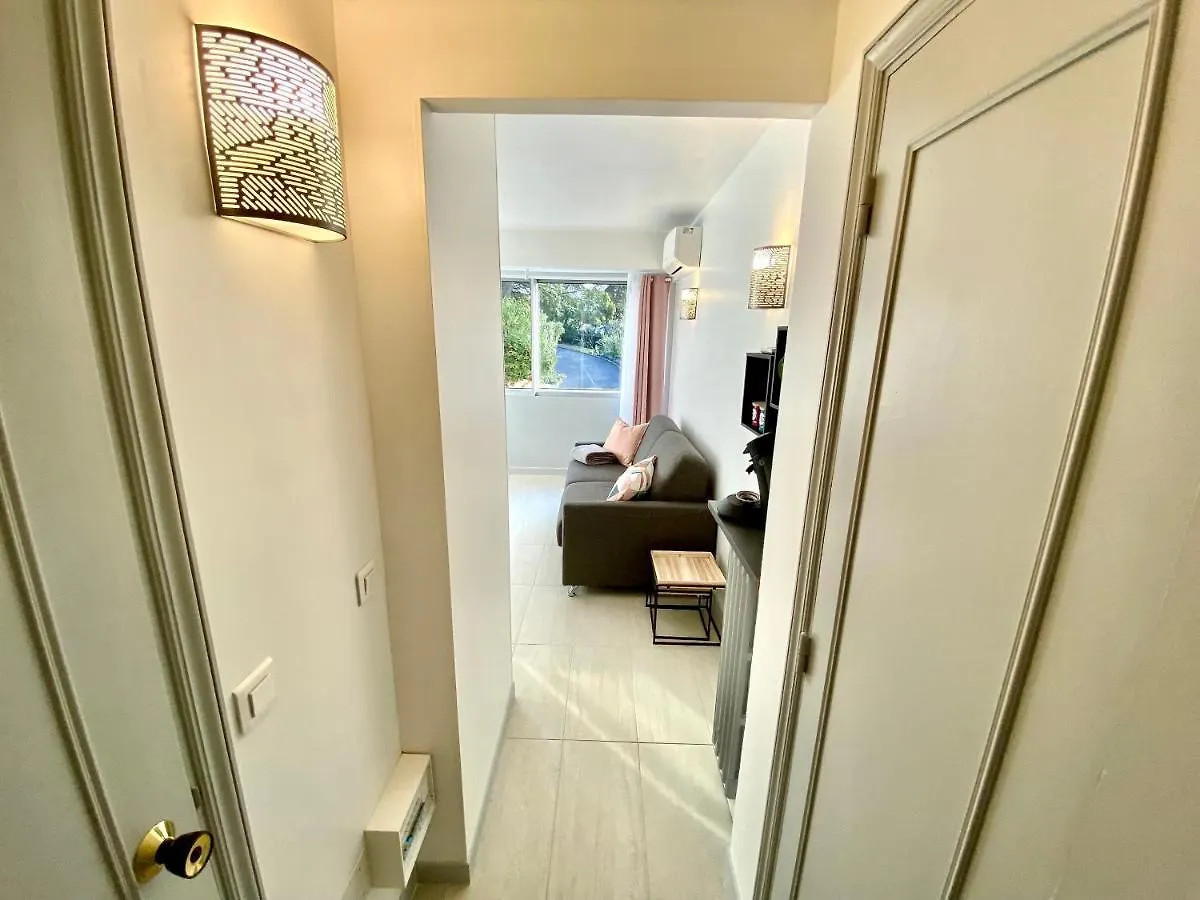 CHÂTEAU PICAUD - MAGNIFIQUE STUDIO -à 2min DU BORD DE MER Cannes 0*,